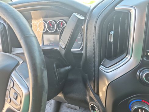 Used 2020 Chevrolet Silverado 1500 LT w/ Texas Edition RWD image 19