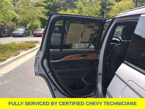 Used 2026 Jeep Grand Cherokee Summit w/ Adv Protech Group IV AWD/4WD image 37