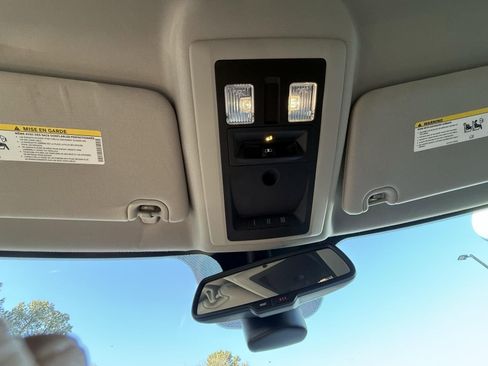 Used 2015 RAM 1500 Laramie w/ Convenience Group image 57