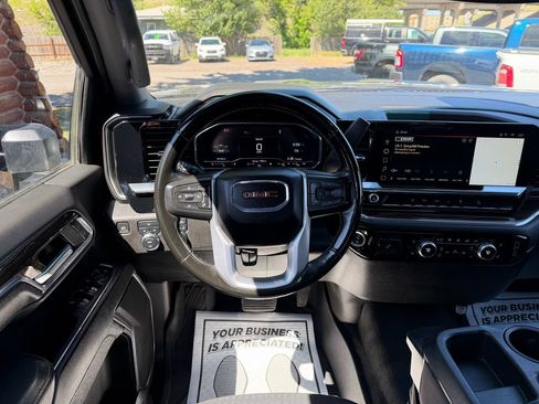Used 2024 GMC Sierra 2500 SLE AWD/4WD image 11