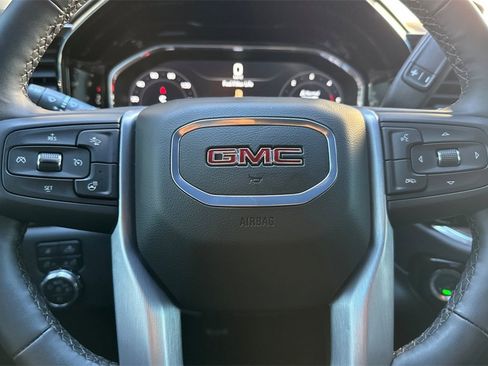 Used 2024 GMC Sierra 2500 SLT w/ SLT Premium Package image 23