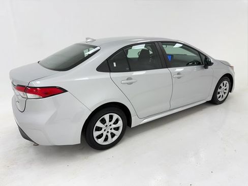 Used 2024 Toyota Corolla LE FWD image 41