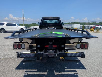 New 2025 Ford F550 2WD Regular Cab Super Duty w/ XL Chrome Package