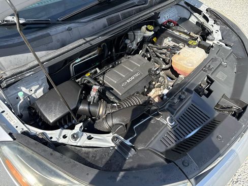 Used 2017 Chevrolet Trax LT w/ LT Convenience Package image 26