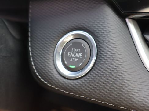 New 2026 Chevrolet Equinox LT w/ Convenience Package II AWD/4WD image 16