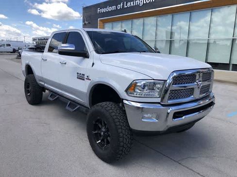 Used 2015 RAM 2500 Laramie AWD/4WD image 9
