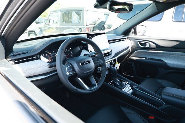 New 2026 Jeep Compass Latitude AWD/4WD image 26
