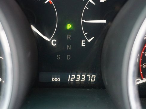 Used 2011 Toyota Highlander 2WD image 14