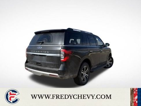 Used 2024 Ford Expedition Limited image 5