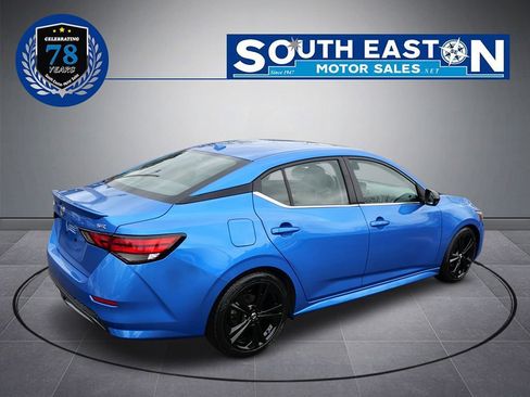 Used 2021 Nissan Sentra SR w/ SR Premium Package image 7