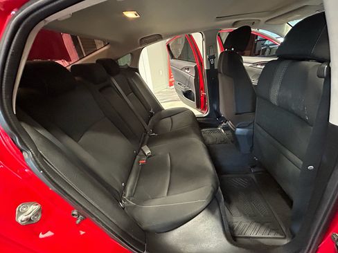 Used 2018 Honda Civic EX image 34