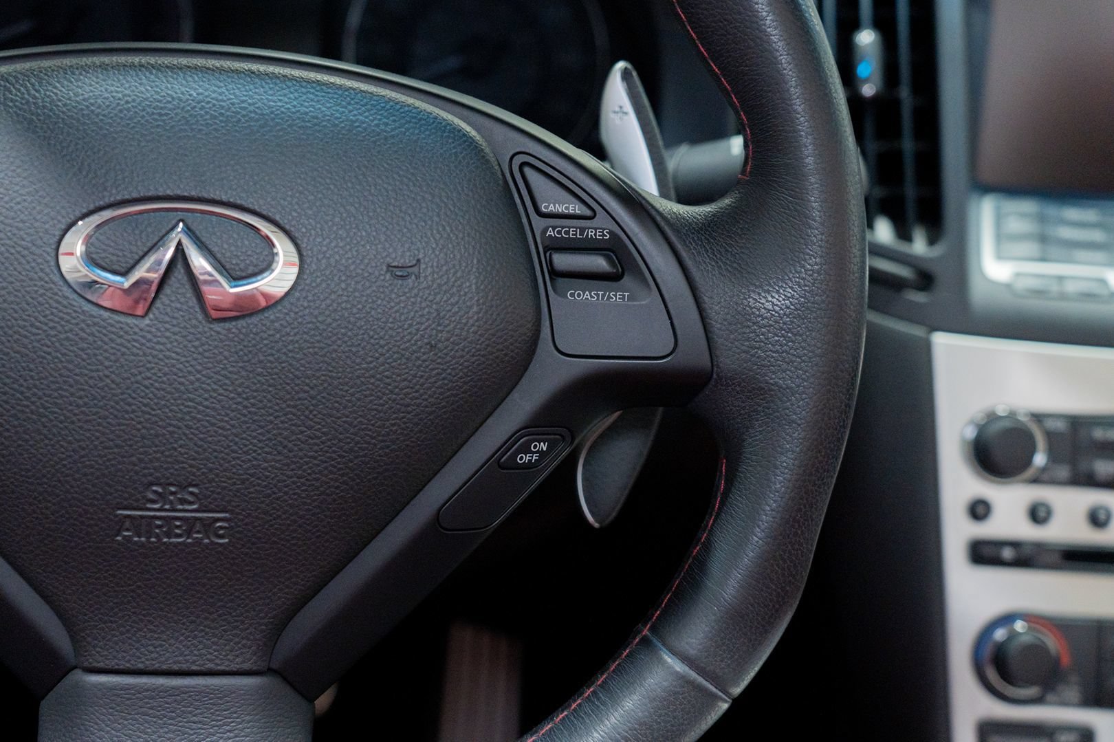 Used 2013 INFINITI G37 IPL RWD image 31