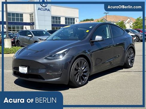Used 2024 Tesla Model Y Performance AWD/4WD image 1