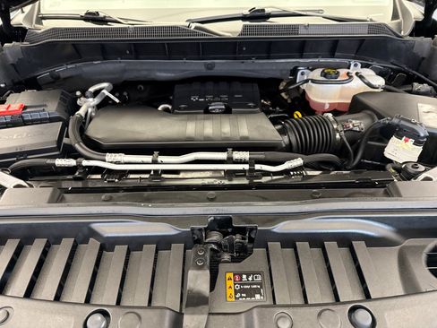 Used 2024 Chevrolet Silverado 1500 LT image 21