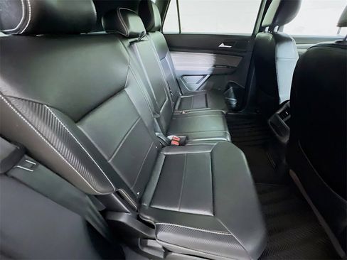 Used 2023 Volkswagen Atlas Cross Sport SE image 24