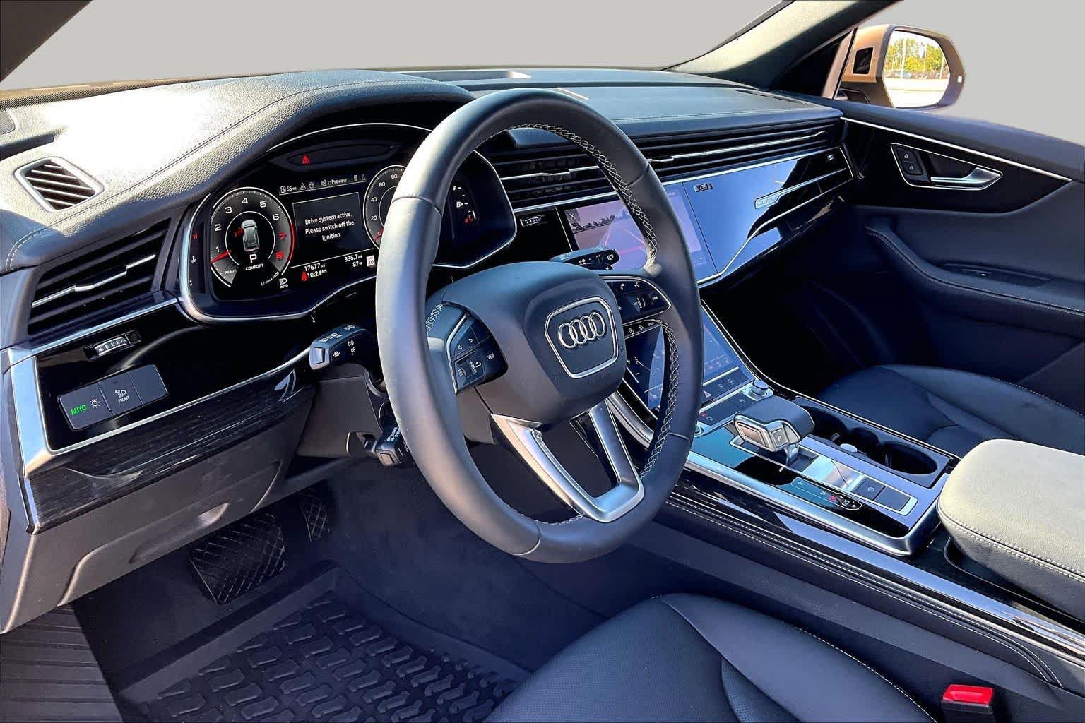 Used 2025 Audi Q8 Premium Plus AWD/4WD image 18
