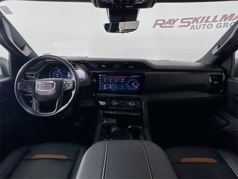 Used 2024 GMC Sierra 1500 AT4 w/ Technology Package image 24