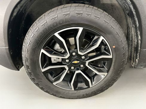 Used 2023 Chevrolet TrailBlazer ACTIV w/ Sun and Liftgate Package AWD/4WD image 37