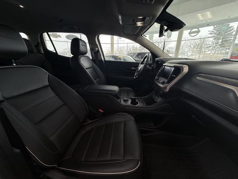 Used 2022 GMC Acadia Denali w/ Denali Technology Package image 25