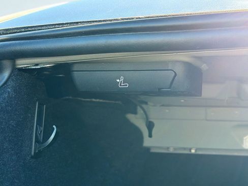 Used 2019 BMW 530i w/ Convenience Package image 14