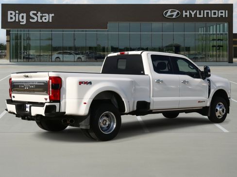 Used 2024 Ford F350 King Ranch w/ Chrome Package image 4