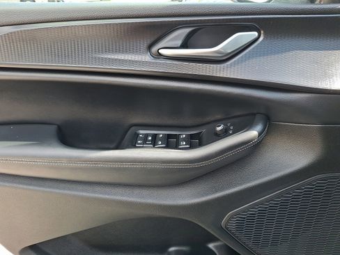 Used 2023 Jeep Grand Cherokee Altitude image 12