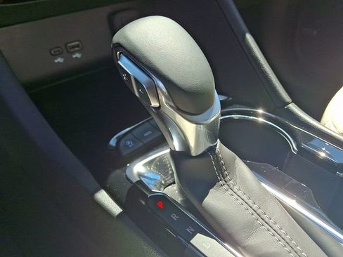 Used 2025 Buick Encore GX Avenir w/ Avenir Convenience Package AWD/4WD image 15