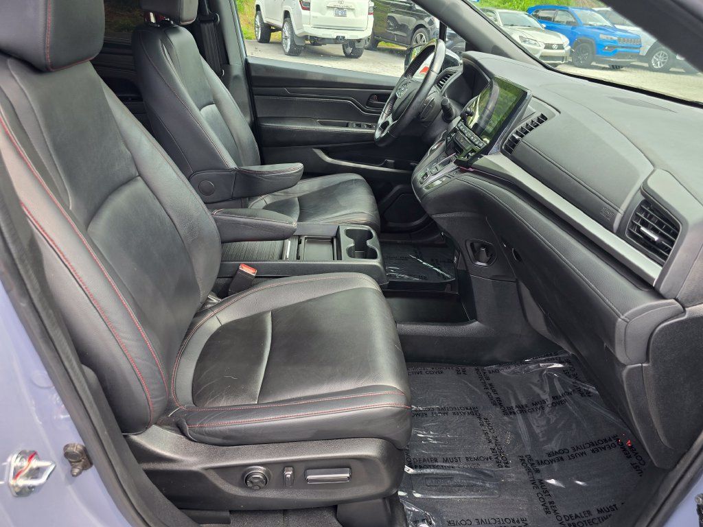 Used 2023 Honda Odyssey Sport image 30