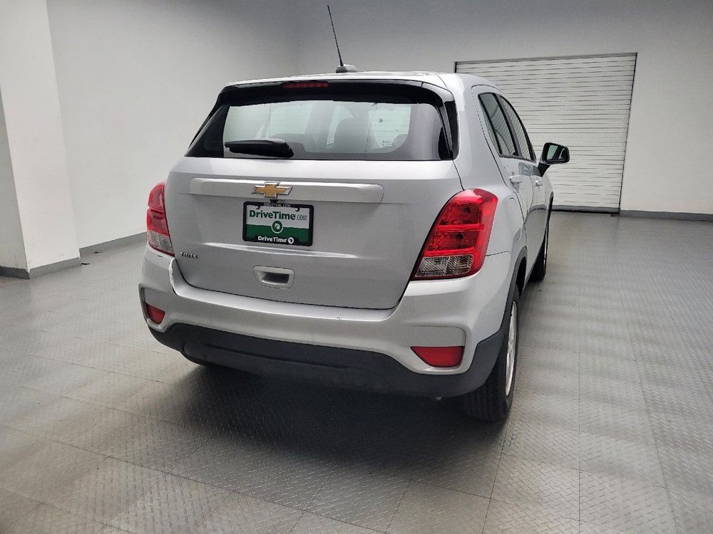 Used 2020 Chevrolet Trax LS FWD image 7