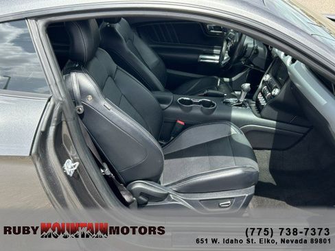 Used 2016 Ford Mustang GT Premium w/ Equipment Group 401A RWD image 20