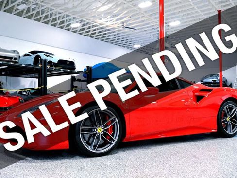 Used 2019 Ferrari 488 GTB RWD image 1