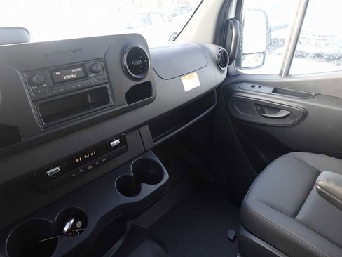 New 2025 Mercedes-Benz Sprinter 2500 image 20