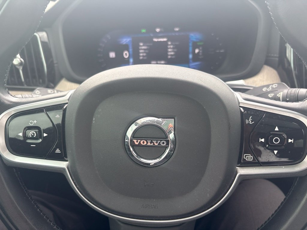 Used 2022 Volvo XC60 T8 Inscription w/ Advanced Package AWD/4WD image 16