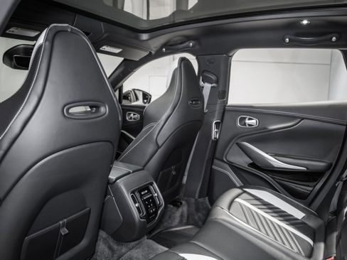 Used 2023 Aston Martin DBX 707 image 15