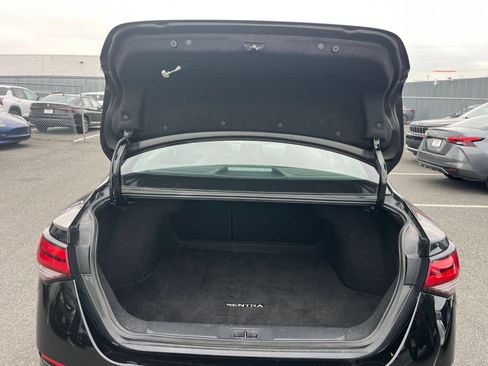 Used 2025 Nissan Sentra SV FWD image 25