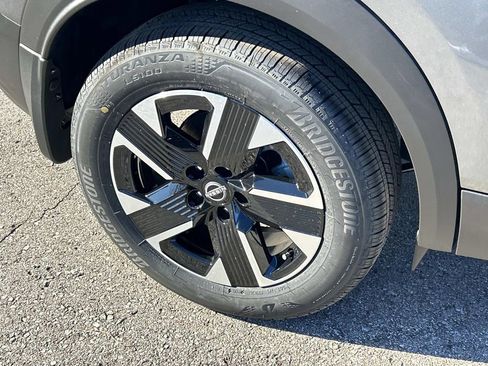 New 2026 Nissan Kicks SV w/ SV Premium Package AWD/4WD image 11
