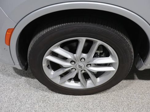 Used 2025 Dodge Durango R/T AWD/4WD image 8