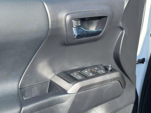 Certified 2023 Toyota Tacoma TRD Sport AWD/4WD image 26