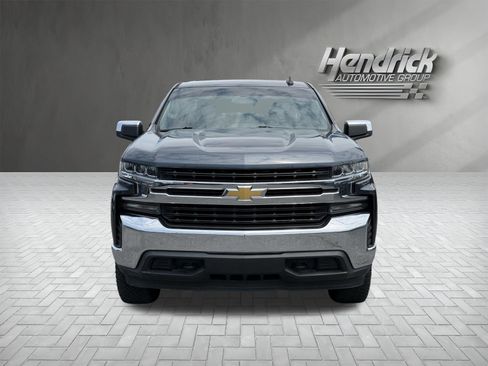 Used 2022 Chevrolet Silverado 1500 LT AWD/4WD image 3