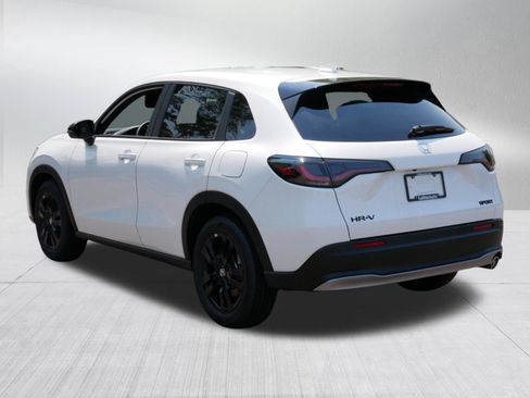 Certified 2027 Honda HR-V Sport image 5