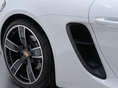 Used 2023 Porsche 718 Boxster GTS RWD image 27