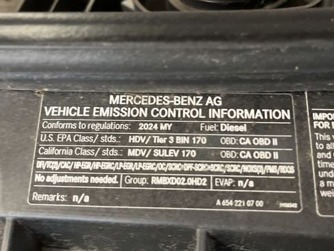 Used 2024 Mercedes-Benz Sprinter 2500 image 24