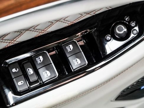 Used 2022 Jeep Grand Cherokee Summit image 47