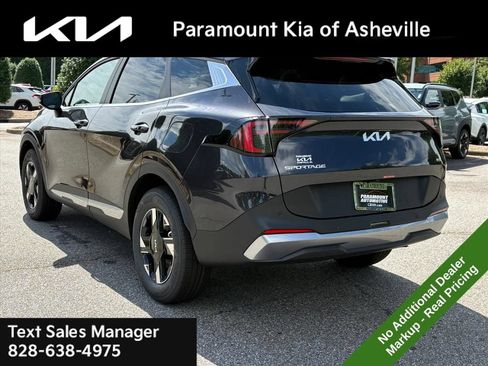 New 2026 Kia Sportage LX w/ LX Convenience Package AWD/4WD image 4