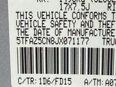 Used 2018 Toyota Tacoma TRD Sport image 31