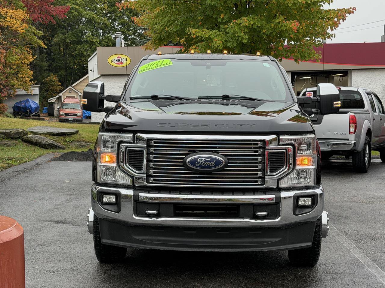 Used 2021 Ford F350 XLT w/ XLT Premium Package AWD/4WD image 4
