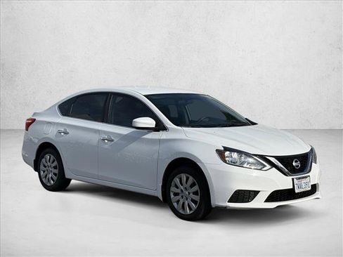 Used 2017 Nissan Sentra S FWD image 3