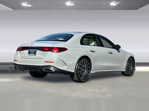 Used 2026 Mercedes-Benz E 350 Sedan image 9