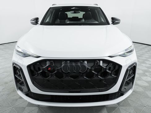 Used 2025 Audi SQ5 Premium Plus image 2