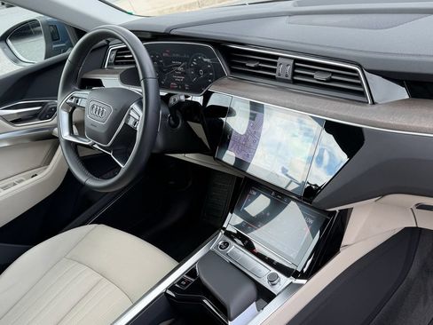 Certified 2024 Audi Q8 e-tron Premium Plus w/ Premium Plus Package AWD/4WD image 13
